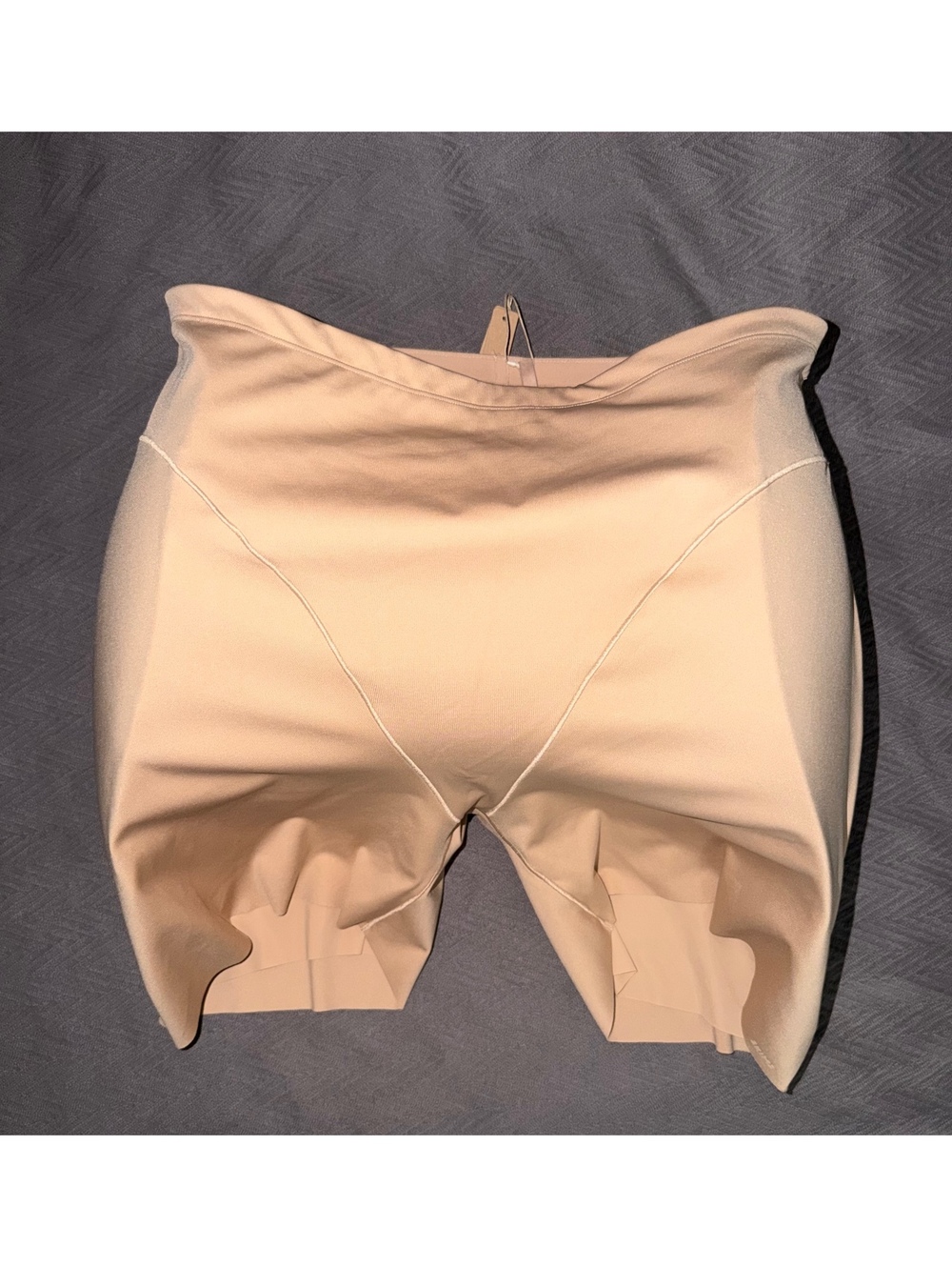Skims Body Clay Butt and Hip Enhancing Mid Thigh Shorts Size 4X